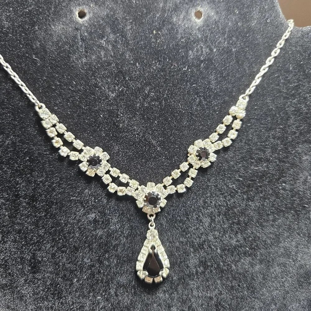 Silver Tone Black And Clear Rhinestone Teardrop Drop Necklace 16.5-19.5